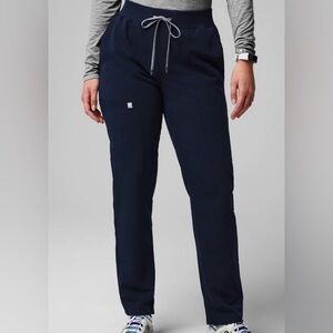 Fabletics scrubs Ion straight leg women’s scrub bottom in navy blue, size XL